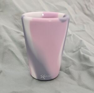 NWOT RETIRED Silipint 1.5 oz Pink Gray White Swirl Silishot Silicone Shot Glass